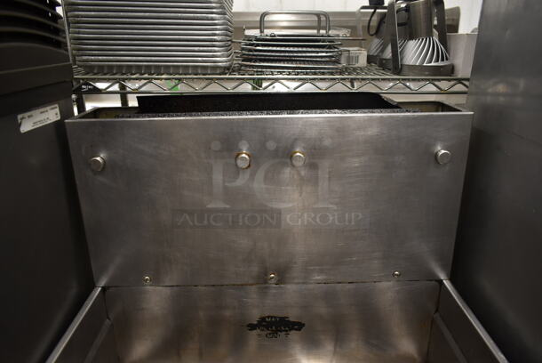 2016 Pitco Frialator SGM24 Stainless Steel Commercial Floor Style Natural Gas Powered 140 Pound Capacity Deep Fat Fryer. 165,000 BTU. - Image 3 of 6
