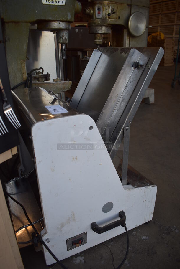 2013 Metal Commercial Countertop Bread Loaf Slicer. 110 Volts, 1 Phase. 25x24x31. Tested and Working! - Image 6 of 6