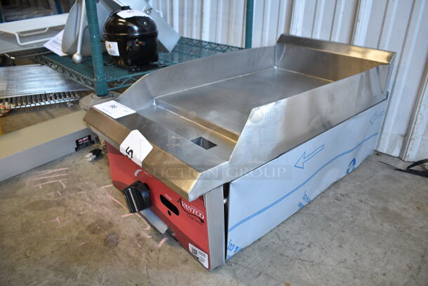 BRAND NEW SCRATCH AND DENT! 2023 Avantco 177CAG15MG Chef Series CAG-15-MG 15" Countertop Gas Griddle with Manual Controls. 30,000 BTU - Image 3 of 8