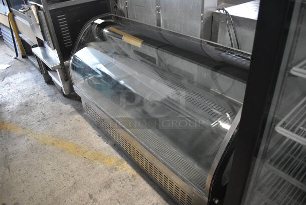 Vollrath RDE7160 Curved Glass Drop In Refrigerated Display Case. 120V/1 Phase. Tested And Powers On But Does Not Get Cold - Image 3 of 7