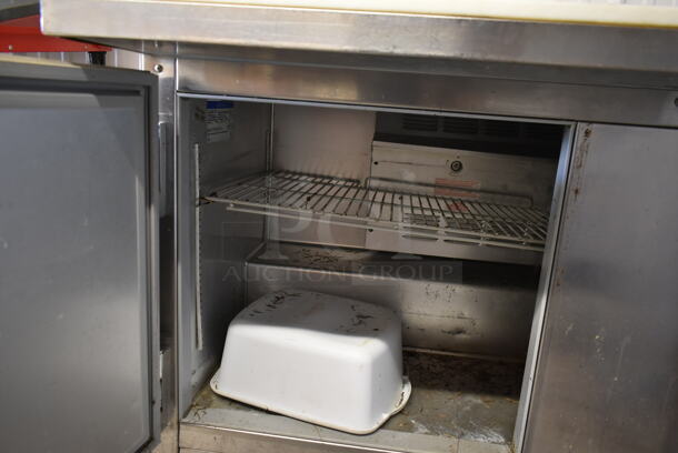 Beverage Air SUR60-16C Stainless Steel Commercial Sandwich Salad Prep Table Bain Marie Mega Top on Commercial Casters. 115 Volts, 1 Phase. Tested and Powers On But Does Not Get Cold - Image 6 of 8