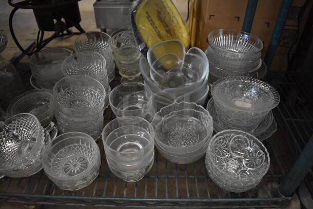 ALL ONE MONEY! Tier Lot of Various Items Including Glass Bowls, Glass Footed Bowls - Image 5 of 6