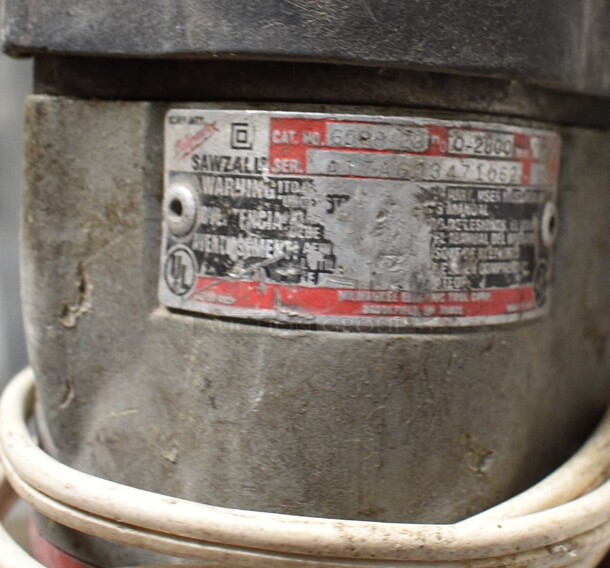 Milwaukee Red and Black Sawzall. 19x5x6. Tested and Working! - Image 5 of 5