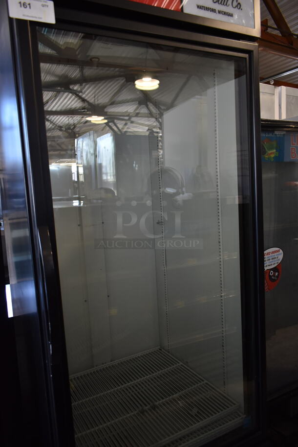 2020 True GDM-26-HC Metal Commercial Single Door Reach In Cooler Merchandiser w/ Poly Coated Racks. 115 Volts, 1 Phase. Tested and Working! - Image 3 of 5
