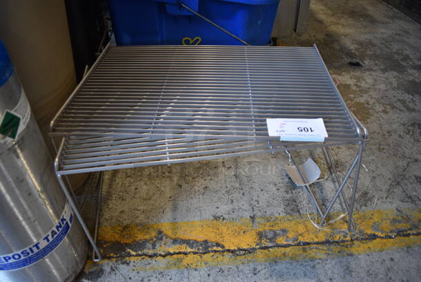 2 Metal Wire Racks. 22x16x14. 2 Time Your Bid!