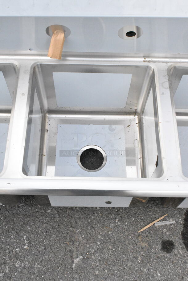Regency 600S31515215 Stainless Steel Commercial 3 Bay Sink w/ Dual Drain Boards. No Legs. Bays 15x15x12. Drain Boards 13x16 - Image 4 of 8