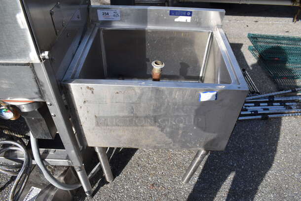 Stainless Steel Commercial Ice Bin. 24x18.5x33 - Image 2 of 6