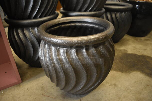 4 Black Poly Planter Pots. 13.5x13.5x15. 4 Times Your Bid!