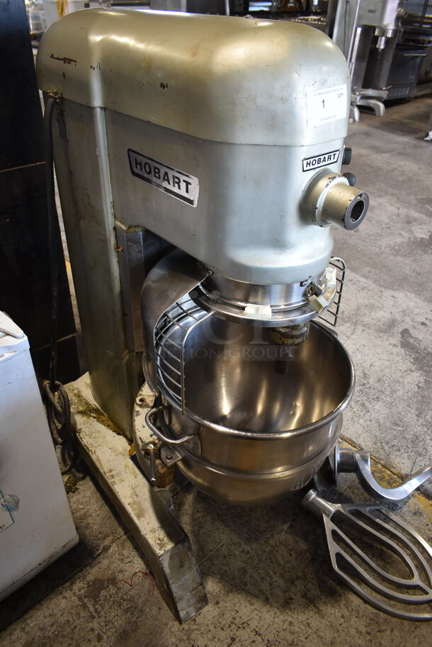 Hobart H-600-T Metal Commercial Floor Style 60 Quart Planetary Dough Mixer w/ Stainless Steel Mixing Bowl, Bowl Guard, Paddle and Dough Hook Attachments. 230 Volts, 3 Phase. - Image 10 of 12