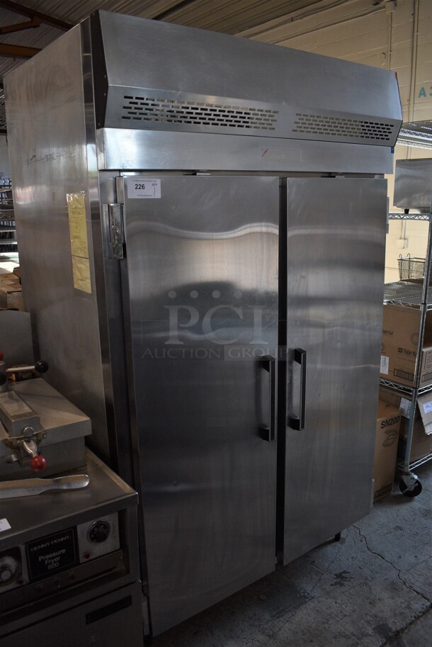 Migali Model R-48-AT Stainless Steel Commercial 2 Door Reach In Cooler w/ Metal Racks. 115 Volts, 1 Phase. 49x35x82. Tested and Working!