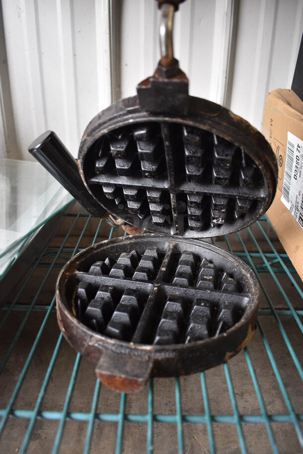 2 Metal Waffle Presses. 8x10.5x7. 2 Times Your Bid! - Image 2 of 3