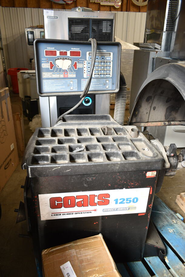 Coats 1250 Metal Commercial Floor Style 2D Wheel Balancer with Laser Guided Operation. 220-250 Volts, 1 Phase. - Image 3 of 6