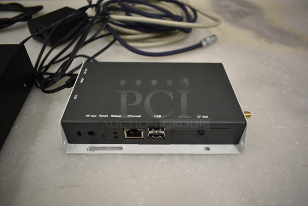 Telex USR-100 Uhf Wireless Microphone Combo System - Image 6 of 8