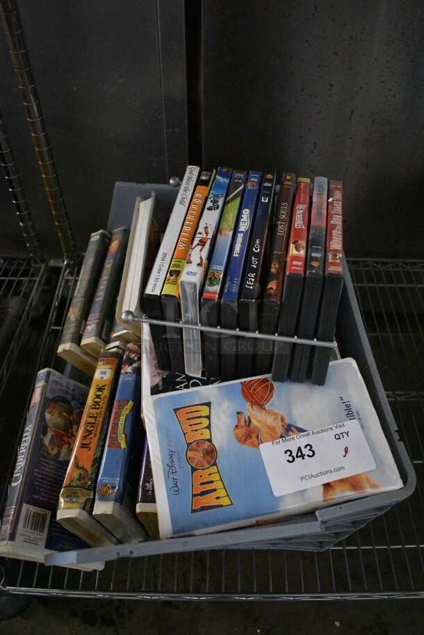 ALL ONE MONEY! Lot of Various VHS Tapes and DVDs Including Air Bud, Lion King and Jungle Book!