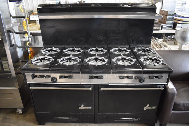 Garland Metal Commercial Natural Gas Powered 10 Burner Range w/ 2 Ovens, Over Shelf and Back Splash. 60x31x58