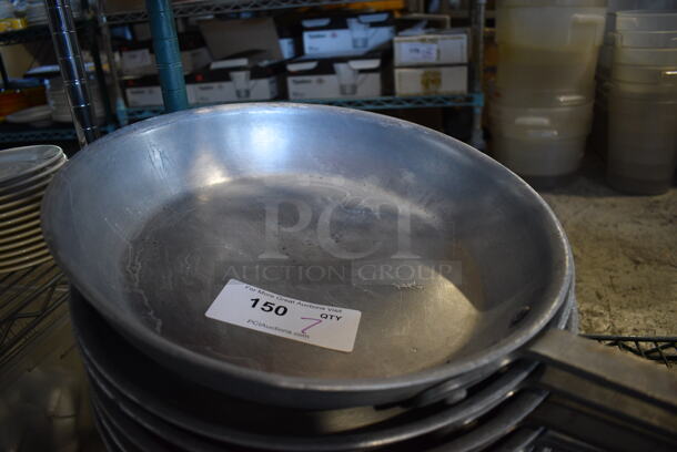 7 Metal Skillets. 26x14.5x2. 7 Times Your Bid! - Image 3 of 3