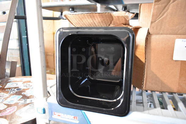 Box of 6 BRAND NEW Black Poly 1/6 Size Drop In Bins. 1/6x6 - Image 2 of 4
