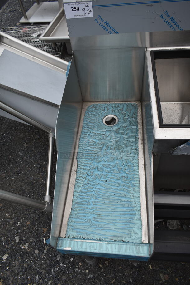 BRAND NEW SCRATCH AND DENT! Stainless Steel Commercial Ice Bin w/ Sink Bay, Shelf and Double Speed Well. - Image 7 of 7