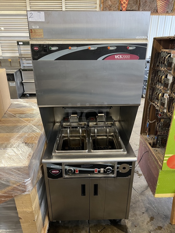 Wells Model WVF-886 Stainless Steel Commercial Floor Style Electric Powered Fryer w/ Ventless Hood. 208 Volts, 3 Phase. 30.5x31.5x76.5