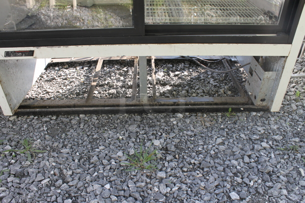 Turbo Air TGM-48R Metal Commercial 2 Door Reach In Cooler Merchandiser. 115 Volts, 1 Phase. Tested and Does Not Power On - Image 6 of 6