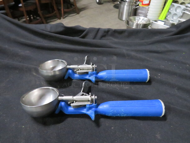 Blue Handle Disher. 2XBID