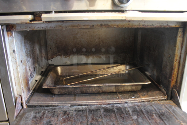 Garland SunFire Stainless Steel Commercial Natural Gas Powered 10 Burner Range w/ 2 Ovens and Back Splash. - Image 5 of 8