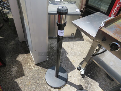 One Crowd Control Pole. 