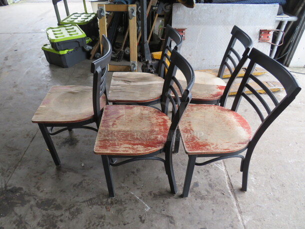 Black Metal Chair With A Wooden Seat. Fair Condition. 5XBID - Image 3 of 3