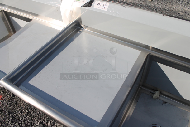BRAND NEW SCRATCH AND DENT! Regency 600S31824218 Stainless Steel Commercial 3 Bay Sink w/ Dual Drain Boards. No Legs. Bays 18x24. Drain Boards 22.5x25.5 - Image 6 of 8