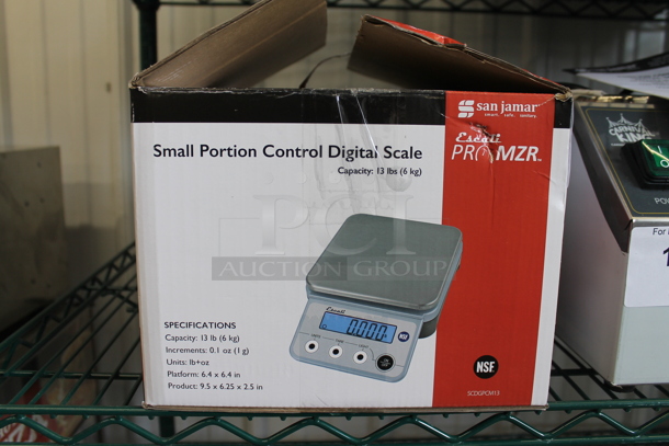 BRAND NEW IN BOX! San Jamar / Escali SCDGPCM13 13 lb. Digital Portion Control Kitchen Scale. Tested and Working! - Image 2 of 3