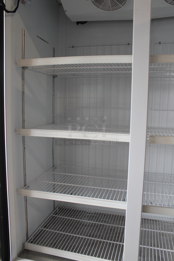 Master-Bilt MBGFP48-HG Metal Commercial 2 Door Reach In Freezer Merchandiser w/ Poly Coated Racks. 115/208-230 Volts, 1 Phase. - Image 4 of 6