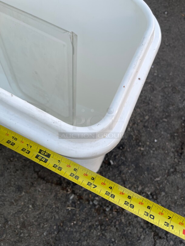 Clean! Cambro 21 Gallon / 335 Cup White Slant Top Mobile Ingredient Storage Bin with 2-Piece Sliding Lid - Image 7 of 7