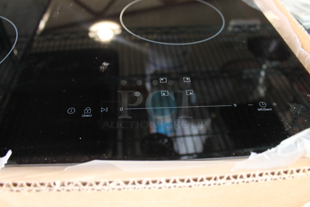 BRAND NEW IN BOX! 2022 Samsung NZ24T4360RK Metal Commercial Electric Powered Drop In 4 Burner Range. 208/240 Volts. - Image 5 of 8