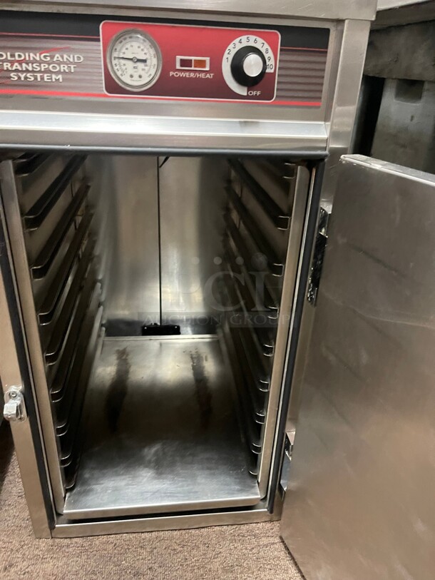 Working! Winco  Power Heat Half Height Mobile Insulated Commercial Heater Proofer Cabinet 120 Volt NSF Tested and Working! - Image 7 of 8