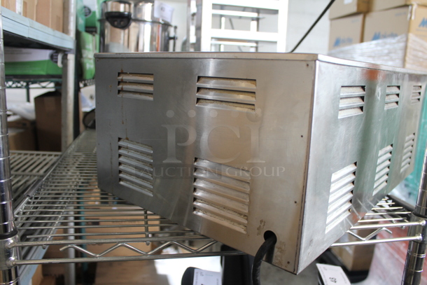 Avantco 177W50 Stainless Steel Commercial Countertop Food Warmer. 120 Volts, 1 Phase. Tested and Working! - Image 7 of 10