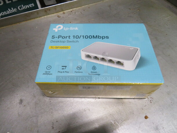 One New TP Link 5 Port Gigabit. #TL-S1005D - Image 1 of 1