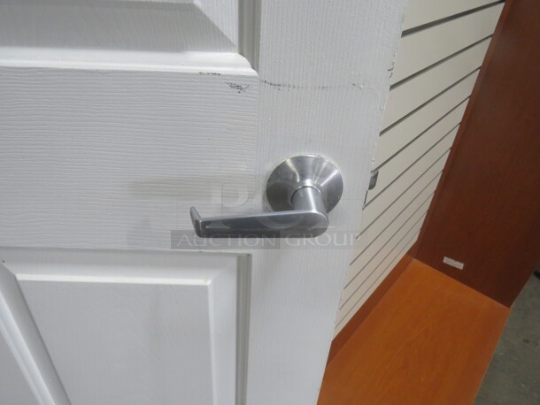 One Door With Handle. 35.5X80 - Image 2 of 3