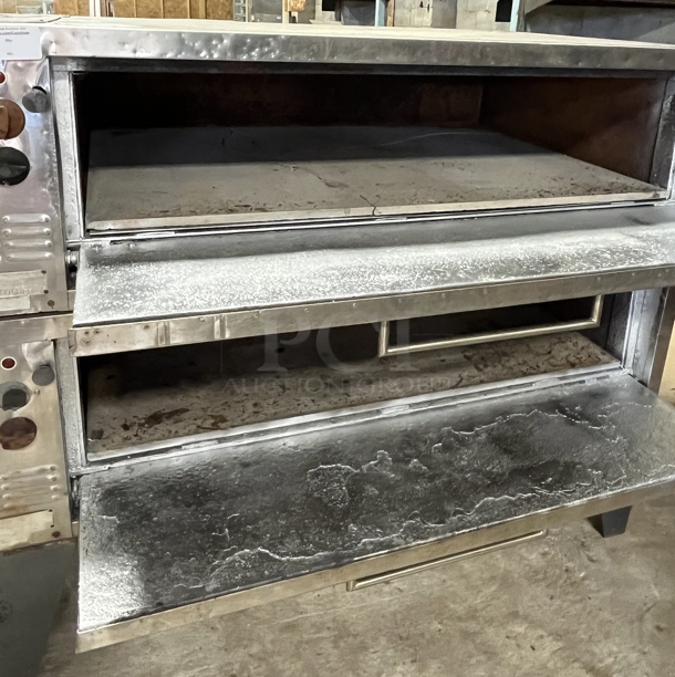 Bakers Pride 2 Deck Pizza Oven, Tested & Working! - Image 3 of 4