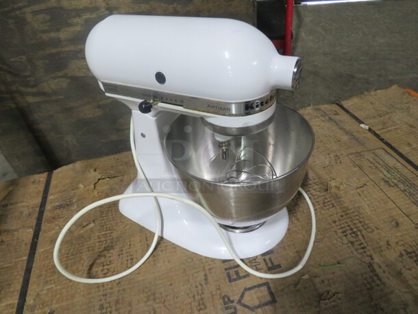 One Kitchenaid Mixer With Bowl And Whip. - Image 2 of 4