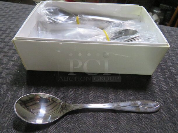 Box Of 24 NEW Spoons. - Image 1 of 1