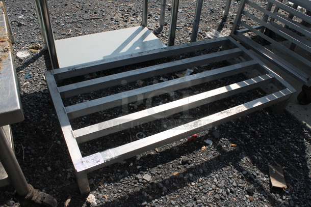 Metal Commercial Dunnage Rack. - Image 2 of 4