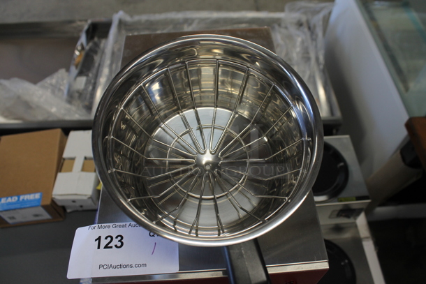 BRAND NEW SCRATCH AND DENT! Avantco RUG300P6 Stainless Steel Commercial Countertop 3 Burner Coffee Machine w/ Metal Brew Basket.  - Image 5 of 6