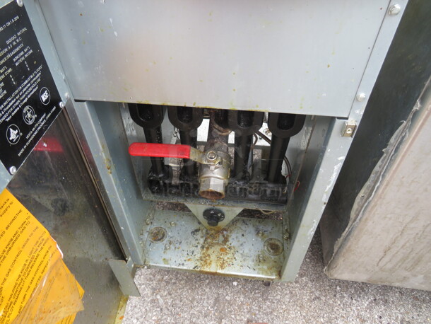 One SS Vulcan Natural Gas Deep Fryer With 2 Baskets. Model# LG400-1. 15.5X30X47 - Image 2 of 2