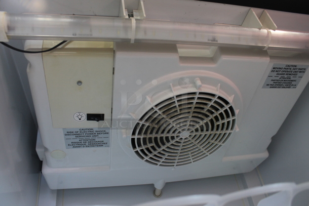 Imbera G319 CO2 ENERGY STAR Metal Commercial Single Door Reach In Cooler w/ Poly Coated Racks and Drink Sliders. 115 Volts, 1 Phase. Tested and Powers On But Does Not Get Cold - Image 3 of 5