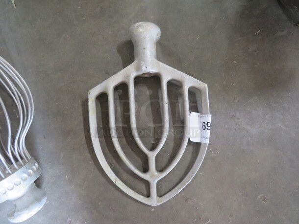 One 20 Quart Paddle. #M1367-A. - Image 1 of 1