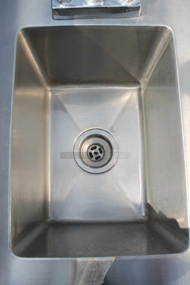 Stainless Steel Commercial Single Bay Sink w/ Faucet, Handles and Side Splash Guards. Bay 10x14 - Image 5 of 8