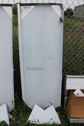 BRAND NEW SCRATCH AND DENT! KCS Stainless Steel Commercial Shelf w/ 2 Wall Mount Brackets.