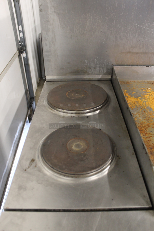 Garland Stainless Steel Commercial Electric Powered Flat Top Griddle w/ Thermostatic Controls, 2 Left Side Burners, Oven, Over Shelf and Back Splash. 208 Volts, 3 Phase. - Image 4 of 9