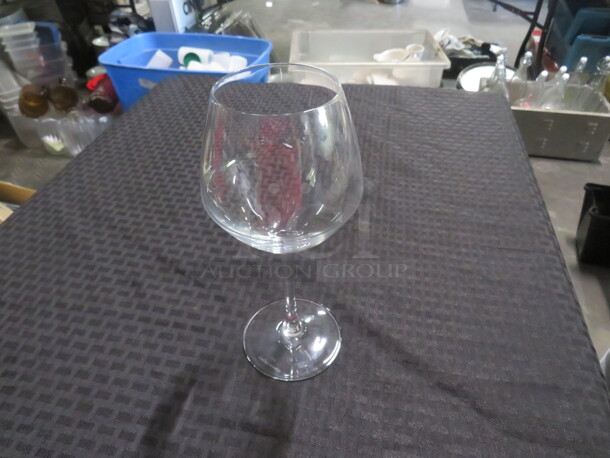 Stem Wine Glass. 10XBID