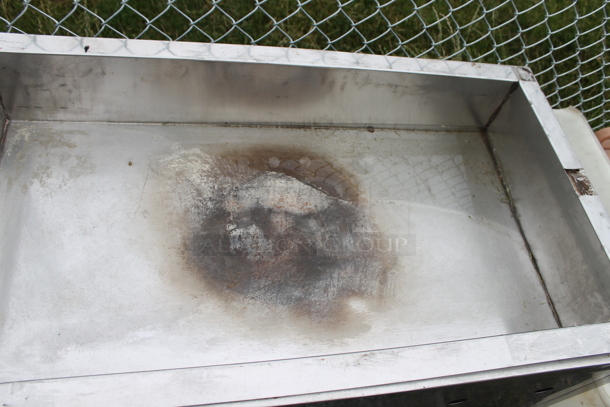 Stainless Steel Commercial Natural Gas Powered Steam Table w/ Under Shelf. - Image 2 of 8